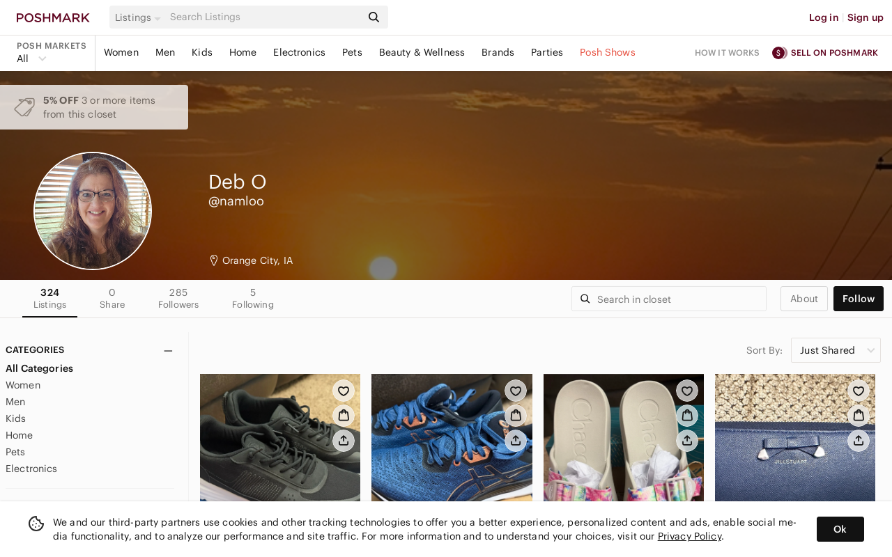O Thrifty Finds website preview